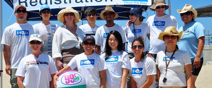 Volunteers after a Nothin' But Sand cleanup at Venice Beach. Photo: Katie 